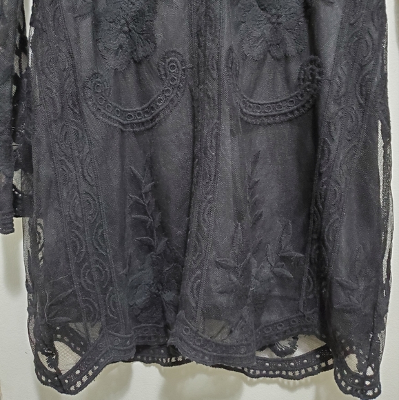 OMG Gorgeous Dress - Picture 4 of 5